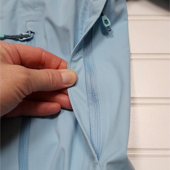 L.L. Bean Women's Cresta Stretch Rain Jacket - Picture 7 of 11